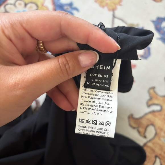 SHEIN Black High Boat Neck Backless Cropped Baby Tee NWT Large Basic - Picture 5 of 5